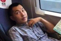 高铁霸坐男最新爆料,最新爆料揭露惊人内幕
