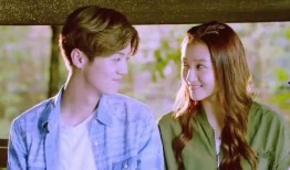 最新爆料鹿晗关晓彤,甜蜜互动引网友热议